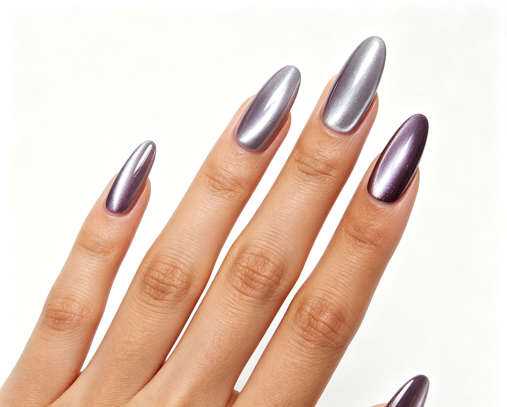 Mirror effect cat eye nails
