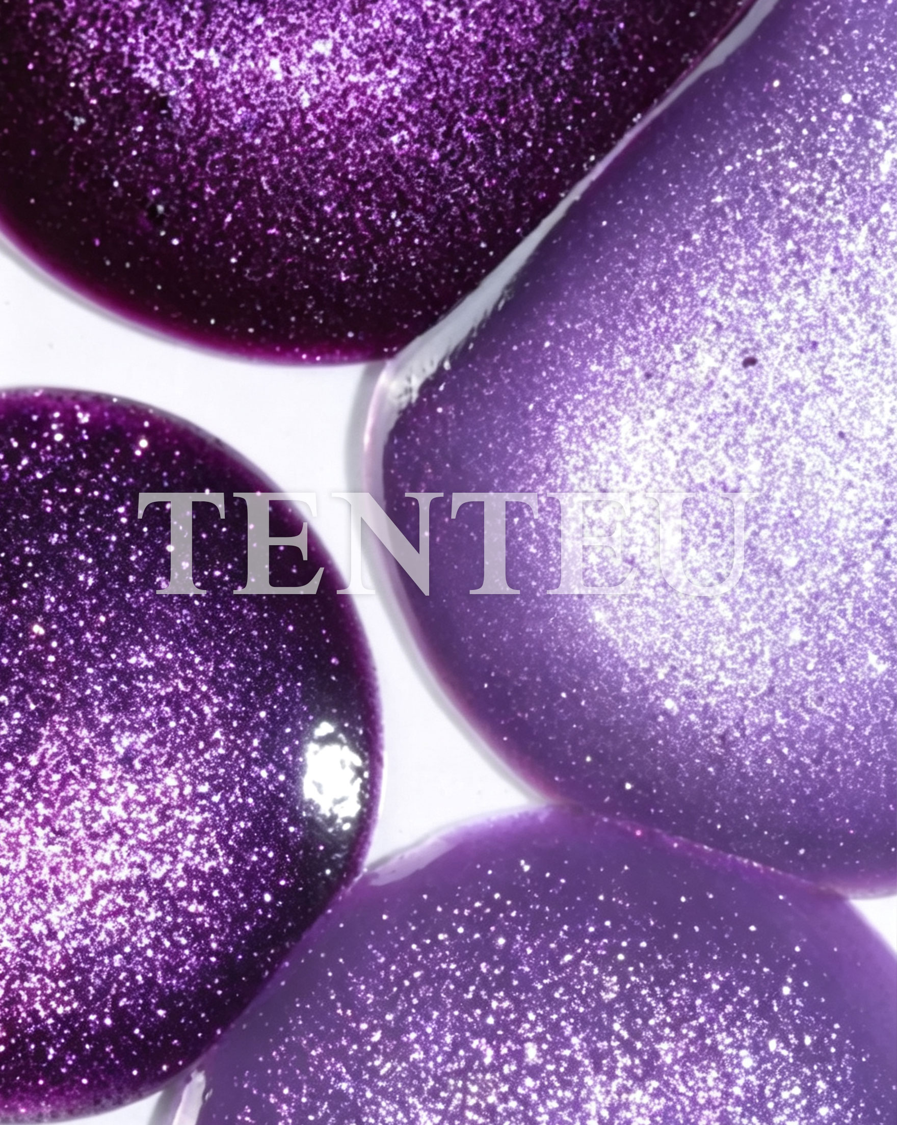 Purple cat eye gel color detail